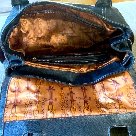 Tignanello Classic Leather Bag in Excellent Like Brand New Condition - Picture 5 of 7